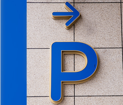 柯赛标识分享：导向标识系统区域的使用人群分析与信息整理