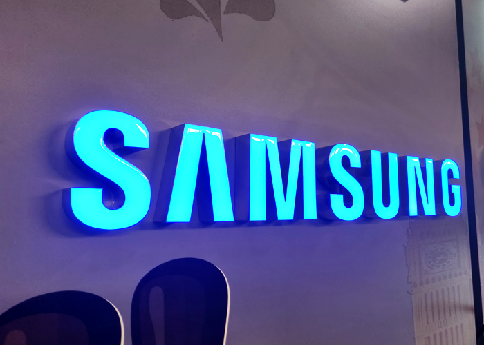 柯赛标识发光字厂家分享：LED树脂发光字一般制作步骤