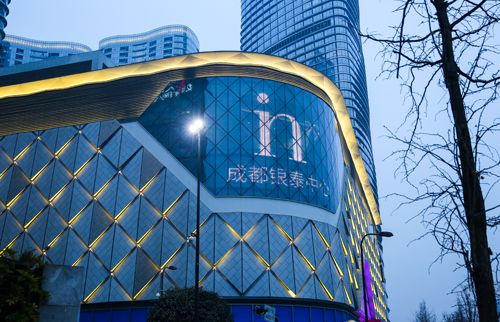 楼体发光字的尺寸大小应该如何设计更合适？