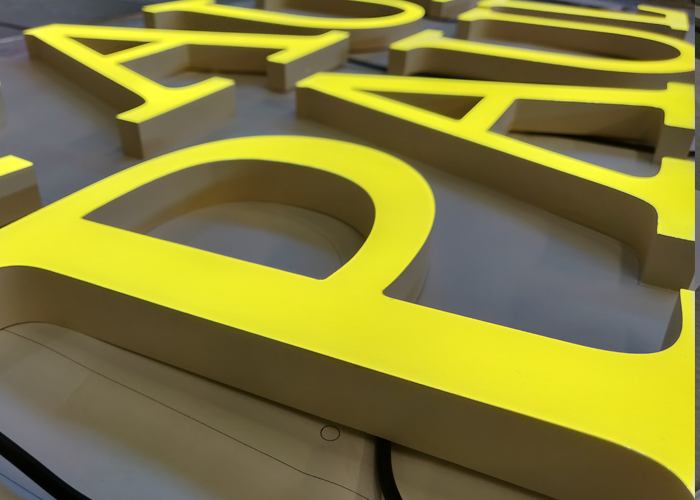 柯赛标识分享：时尚迷你发光字制作技巧