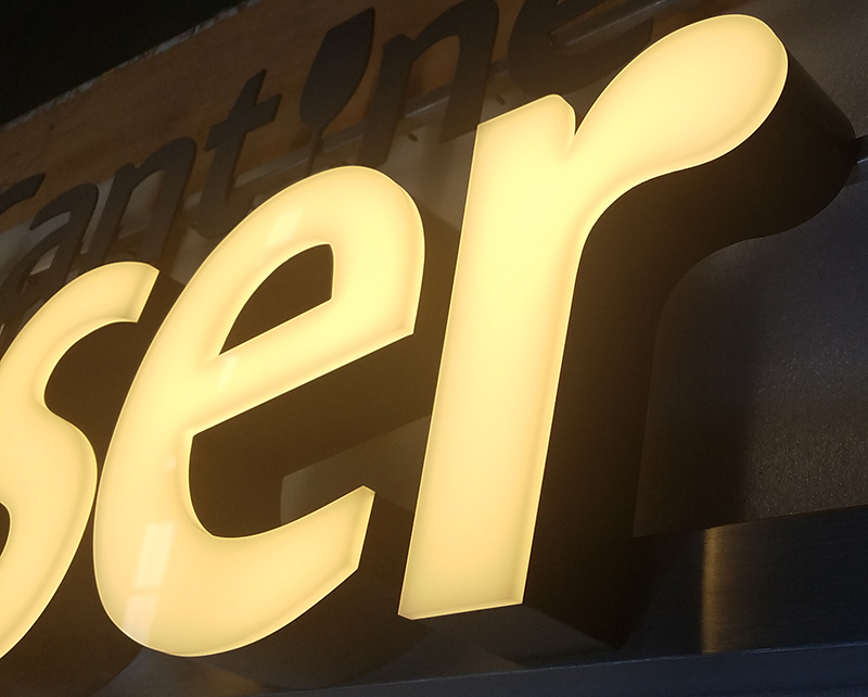 招牌发光字应该怎么选择？