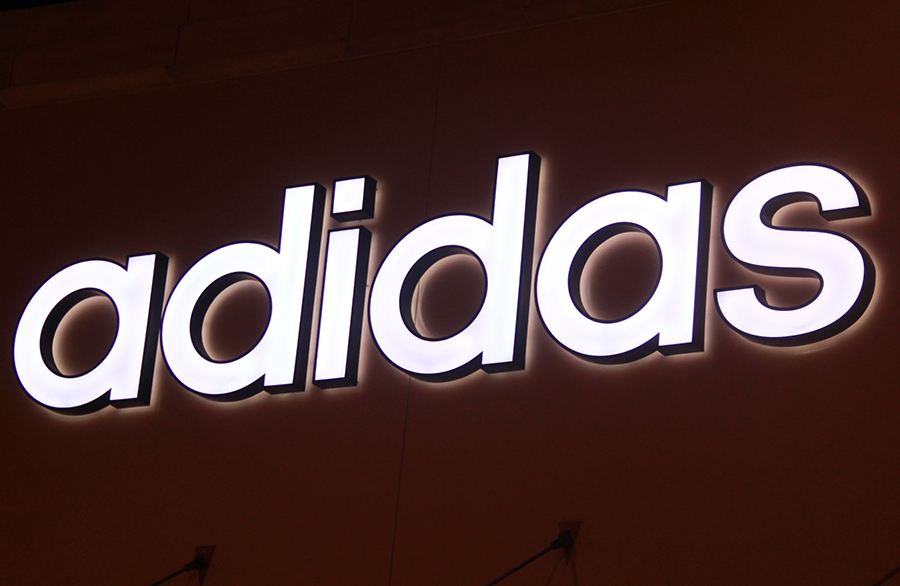 LED店铺招牌发光字不亮的原因和解决方案 LED店铺招牌发光字不亮的原因和解决方案