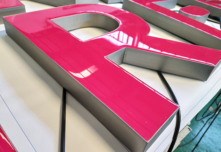 LED门头发光字设置的6个要求是什么？