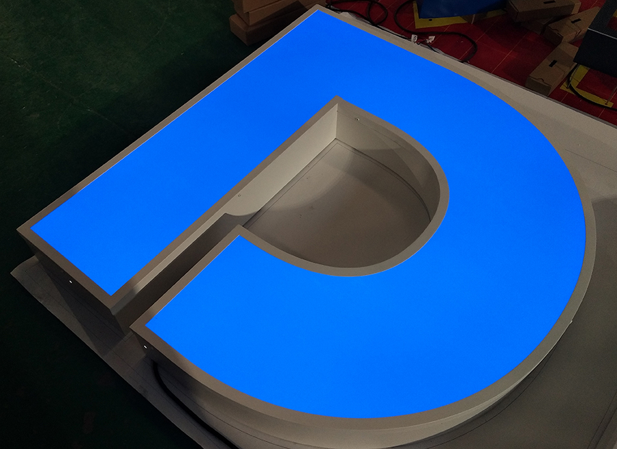 LED发光字制作厂家的一些生产经验分享