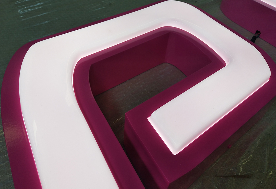 选购超级发光字的一些方法分享 选购超级发光字的一些方法分享