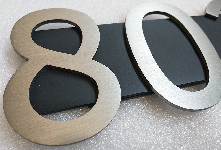 LED精工不锈钢发光字制作流程与优点分析 LED精工不锈钢发光字制作流程与优点分析