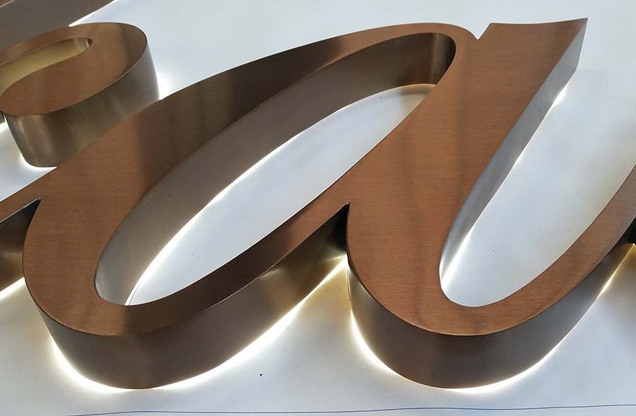 金属拉丝背发光字的几个常识分析