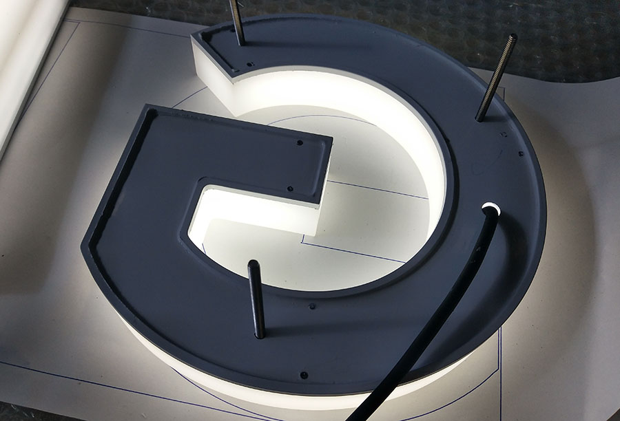 迷你发光字与其他发光字的差异体现在哪些方面？