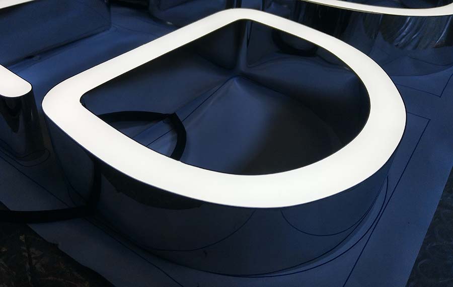 树脂字与其他发光字的区别有哪些？