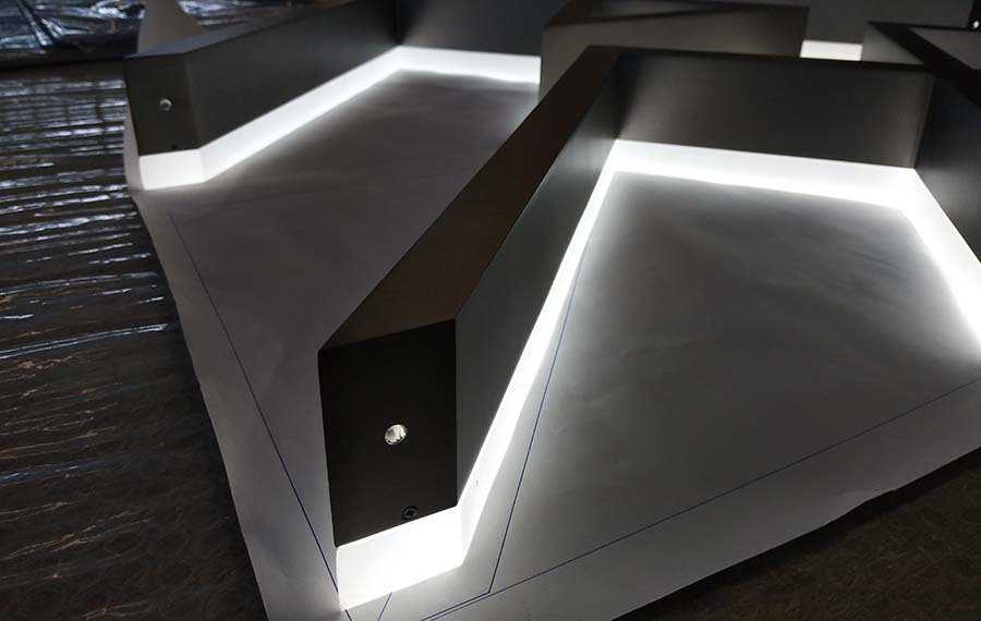 LED背发光字6大特点是什么? LED背发光字6大特点是什么?