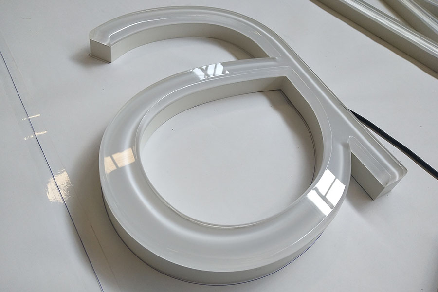 霓虹发光字6大特点分析 霓虹发光字6大特点分析