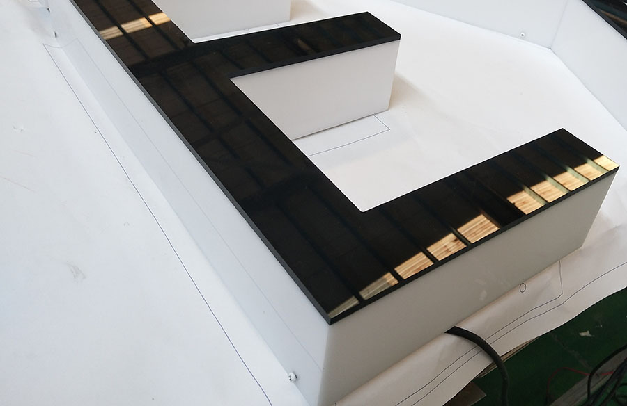 全亚克力发光字的特点和报价方式分析 全亚克力发光字的特点和报价方式分析