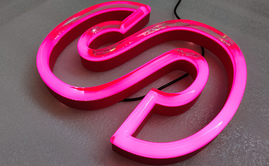 霓虹灯发光字的主要特点优点 霓虹灯发光字的主要特点优点