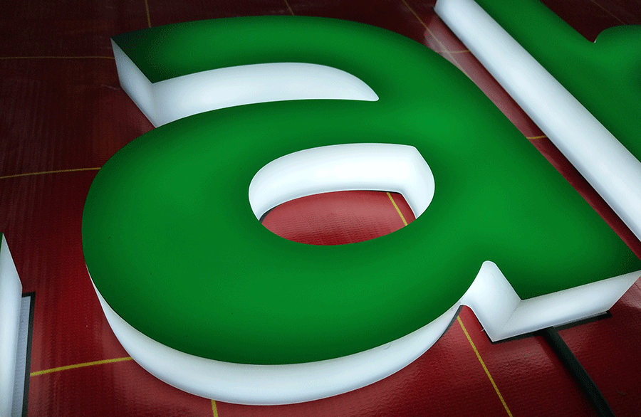 5种常见的门头广告亚克力发光字