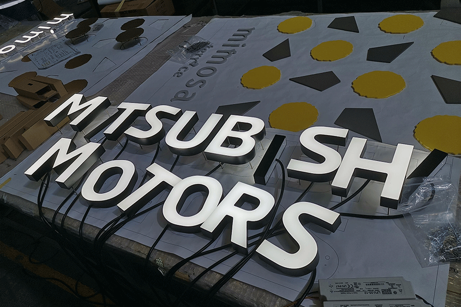 迷你发光字的发光原理是什么？