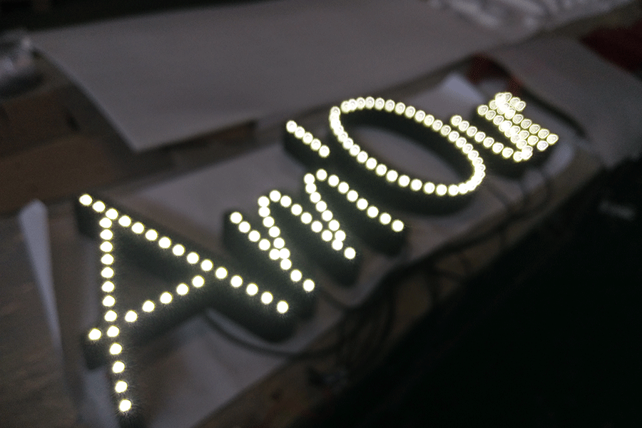 冲孔发光字标识牌的制作工艺流程,你知道多少? 冲孔发光字标识牌的制作工艺流程,你知道多少?