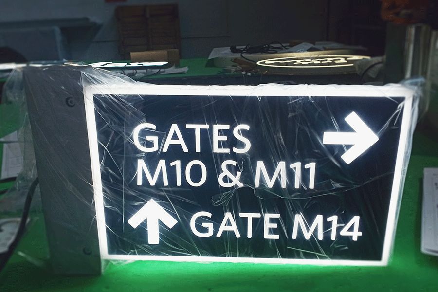 三面发光字设计制作有什么特性？