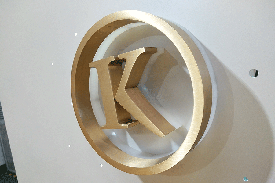 LED钛金背光字制作有什么优势和工艺流程? LED钛金背光字制作有什么优势和工艺流程?