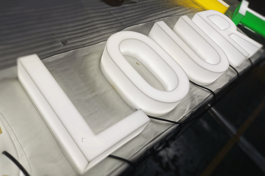 led亚克力通体字制作有哪些优势及工艺? led亚克力通体字制作有哪些优势及工艺?