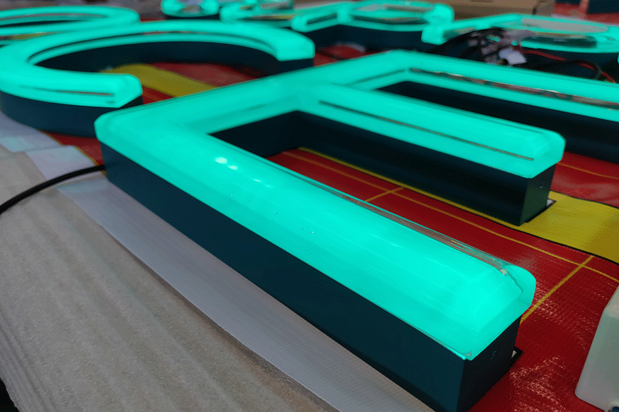 设计制作霓虹灯字有什么特色? 设计制作霓虹灯字有什么特色?