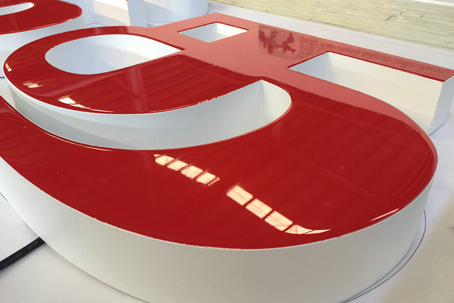 铝边树脂字发光标识制作有什么特色? 铝边树脂字发光标识制作有什么特色?