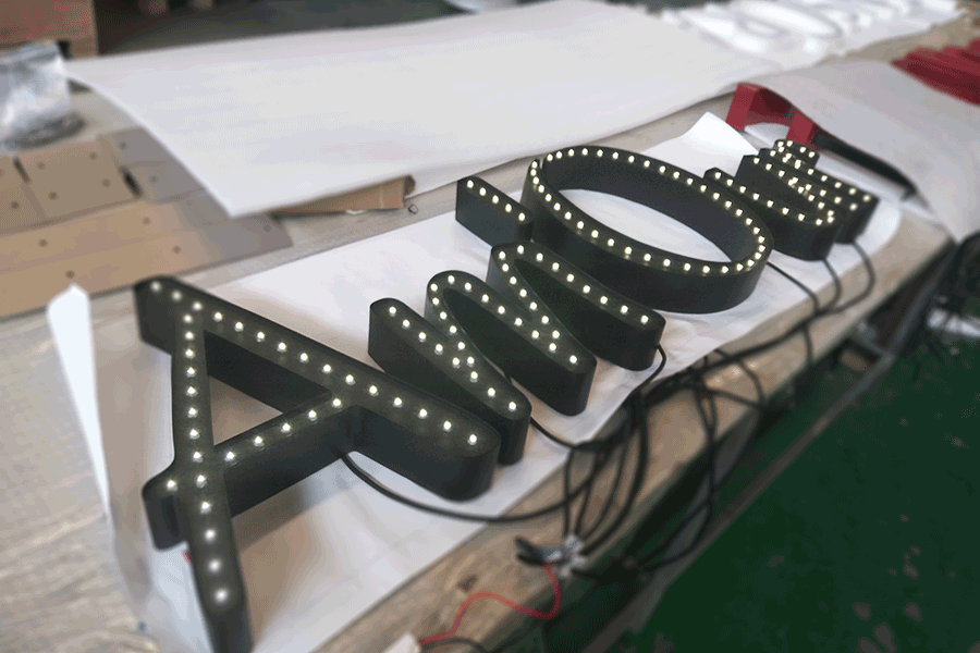 设计制作外露冲孔字有什么要求? 设计制作外露冲孔字有什么要求?