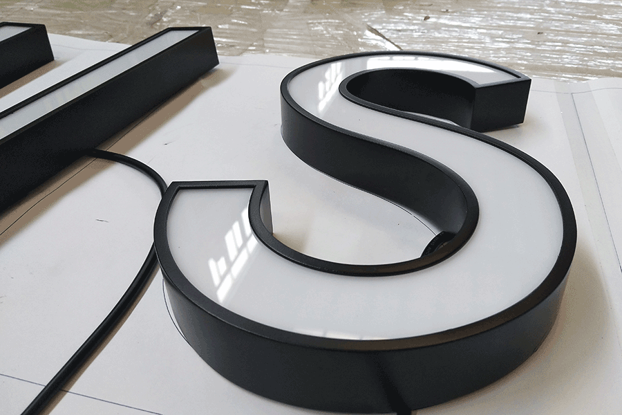 定制LED镂空字有什么注意事项? 定制LED镂空字有什么注意事项?