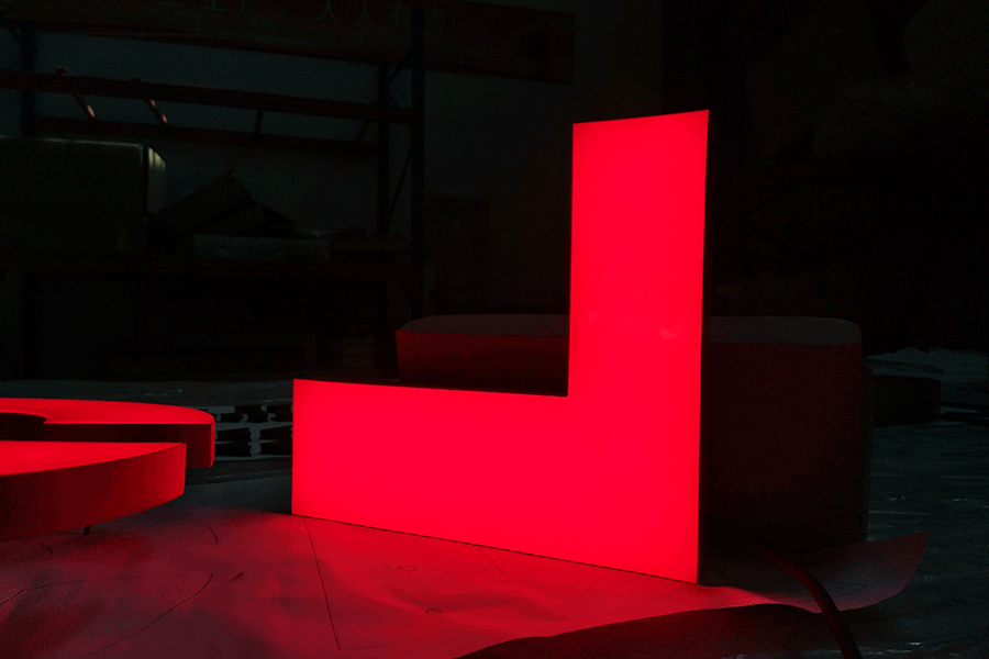 定制led树脂字有什么优势特点? 定制led树脂字有什么优势特点?