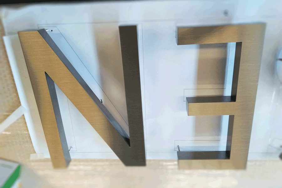 制作槽型字标识牌有什么优点? 制作槽型字标识牌有什么优点?