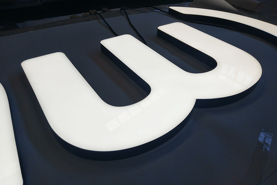 树脂字标识标牌定制有哪些特色？