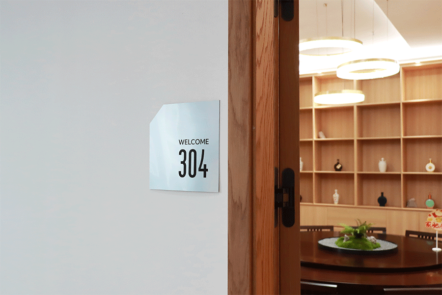 罗马克门牌标识设计制作有什么特征？