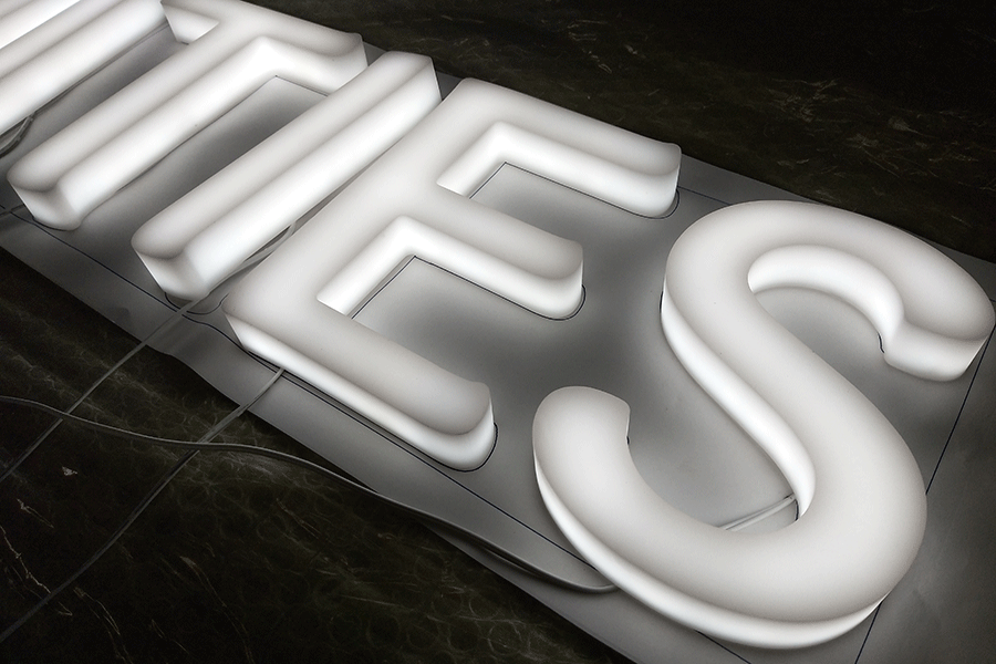 LED迷你字标识标牌制作有什么特征？