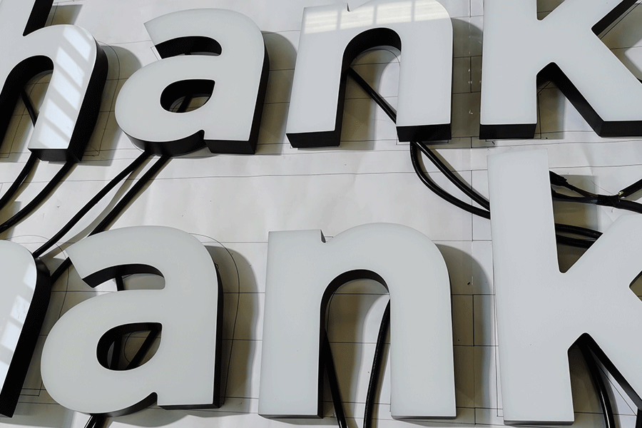 迷你字标识标牌制作有什么特点？