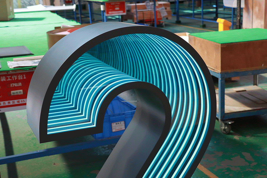 深渊镜发光字标识标牌制作有什么优点？