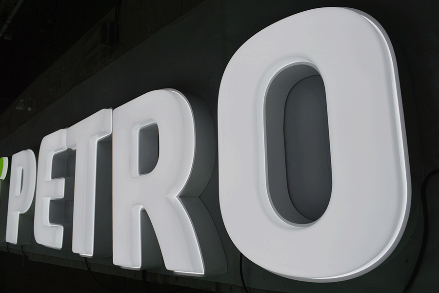 吸塑发光字发光标识牌设计制作有哪些特点？