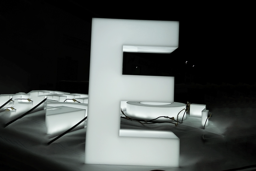 亚克力字发光标识定制有什么特色？