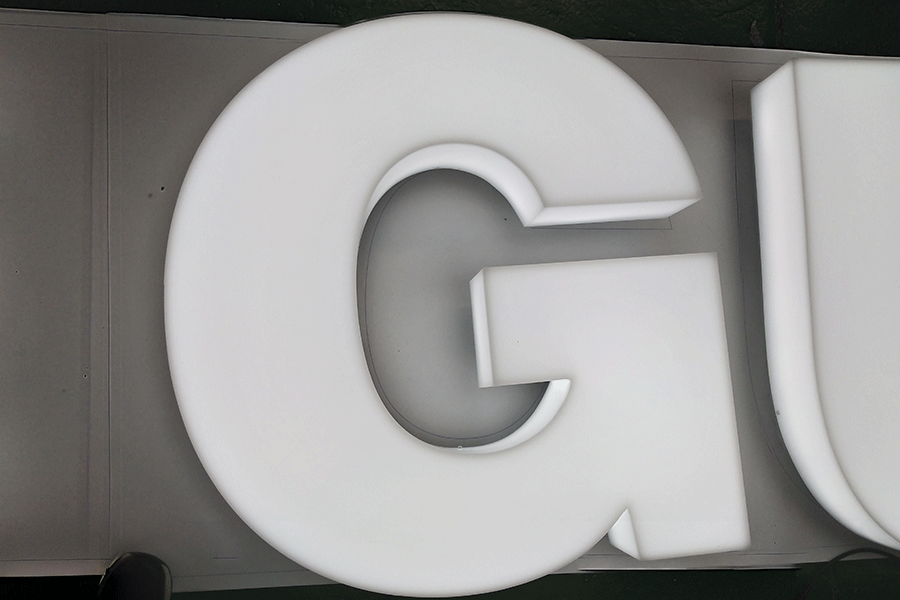 亚克力发光字发光标识设计制作有哪些特点？