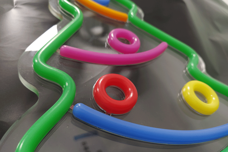 霓虹发光字标识标牌设计制作有什么特征？