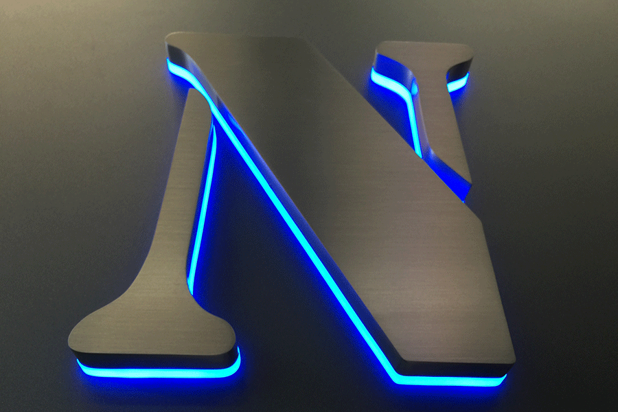 LED背发光字标识标牌制作有什么特征？